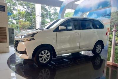 Private Lombok Car Hire with Chauffeur Private Lombok Car Hire with Chauffeur