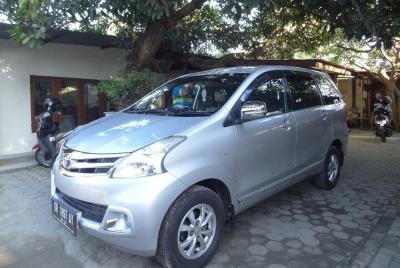 Private Transfer from Lombok Airport or Lembar Port to Senggigi with Guide Private Transfer from Lombok Airport or Lembar Port to Senggigi with Guide