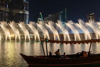 Dubai Fountains Show Lake Ride
