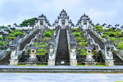 3 Days Private Multi Tours-Tanah Lot Temple And Lempuyang The Gate Of Heaven  3 Days Private Multi Tours-Tanah Lot Temple And Lempuyang The Gate Of Heaven