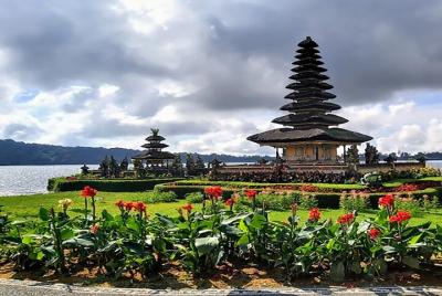 Package 3 Days Private Multi Tours-Tanah Lot Temple-Lempuyang The Gate Of Heaven Package 3 Days Private Multi Tours-Tanah Lot Temple-Lempuyang The Gate Of Heaven