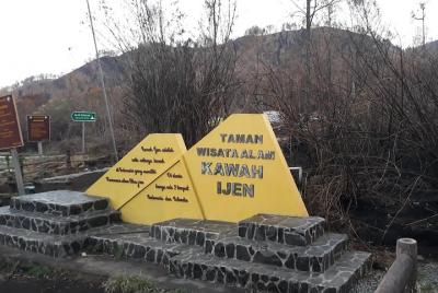 From Bali : Ijen Crater & Blue Fire - Private Guided Trekking Tour From Bali : Ijen Crater & Blue Fire - Private Guided Trekking Tour