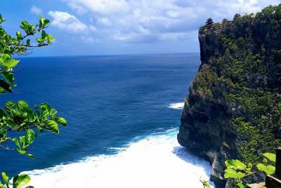 Half Day Private Tour-GWK Culture Park-Uluwatu Temple-Kecak Dance-Seafood Dinner Half Day Private Tour-GWK Culture Park-Uluwatu Temple-Kecak Dance-Seafood Dinner