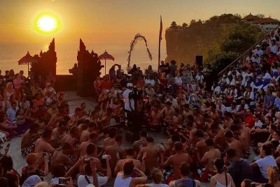Uluwatu Sunset & Kecak Dance
