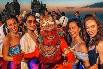 Kecak Dance at Uluwatu Tample