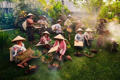 Sate Iboe Sarongan Tanah Djawa & Bali Sate Iboe Sarongan Tanah Djawa & Bali