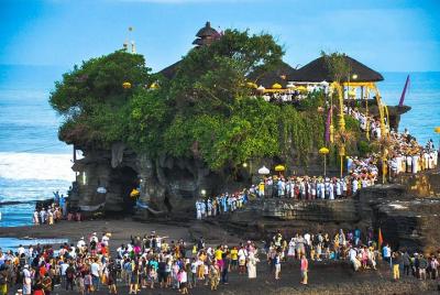 Half Day Private Taman Ayun & Sunset at Tanah Lot Tour  Half Day Private Taman Ayun & Sunset at Tanah Lot Tour