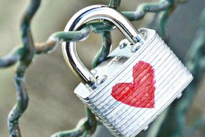 Bali Tour: Padlocks of Love with Birds Village Bali Tour: Padlocks of Love with Birds Village