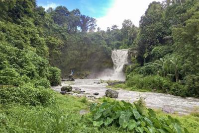 Bali Sightseeing Tours and Tegenungan Waterfall