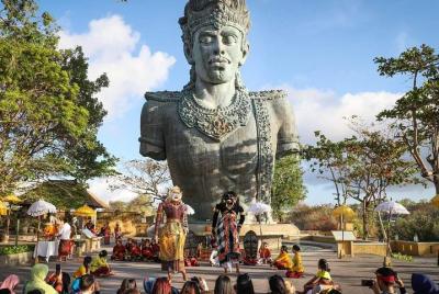 Bali Half-Day GWK-Beach, Uluwatu Sunset, Kecak, Dinner Bali Half-Day GWK-Beach, Uluwatu Sunset, Kecak, Dinner