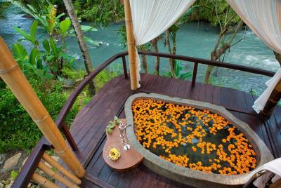 Traditional Bali Massage Lulur & Spa Treatment 2 Hours Traditional Bali Massage Lulur & Spa Treatment 2 Hours