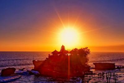 Tanah Lot Sunset Tour Bali - Best Half Day Tour with Amazing Suns