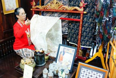 Explore City Tour from Yogyakarta Explore City Tour from Yogyakarta