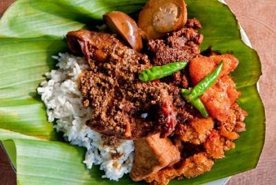 Yogyakarta Culinary & Walking Tour with English / Dutch / Italian