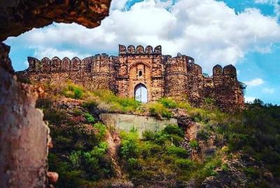 From Islamabad: Full Day Rohtas Fort Guided Trip