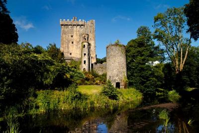 Cork and Blarney Castle Rail Tour from Dublin