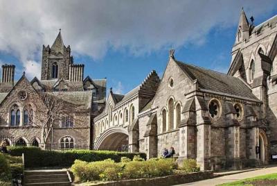 Dublin – Top 10 City Highlights Walking Tour  Dublin – Top 10 City Highlights Walking Tour
