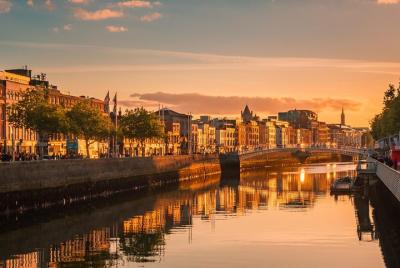 Dublin City Private Luxury Car Tour Dublin City Private Luxury Car Tour