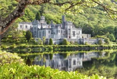 Connemara Day Trip from Galway: Kylemore Abbey and Ross Errily Fr Connemara Day Trip from Galway: Kylemore Abbey and Ross Errily Fr
