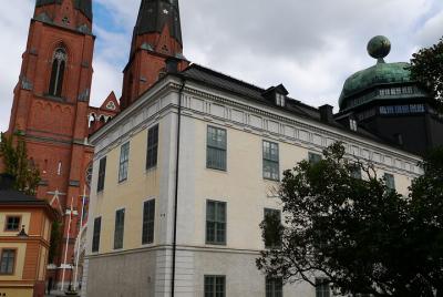 Private guided 1h walking tour of Uppsala city Private guided 1h walking tour of Uppsala city's must see big att