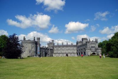 Waterford, Kilkenny and Dunmore Cave Private Tour Waterford, Kilkenny and Dunmore Cave Private Tour