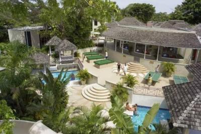 Private Transfer between Hedonism ll Resort and Airport  Private Transfer between Hedonism ll Resort and Airport