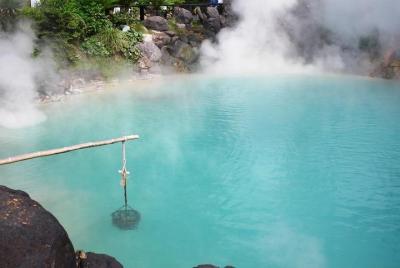 The Essential Beppu Tour for small groups