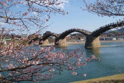Private Day Tour of Kintaikyo Bridge and Itsukushima Shrine with  Private Day Tour of Kintaikyo Bridge and Itsukushima Shrine with