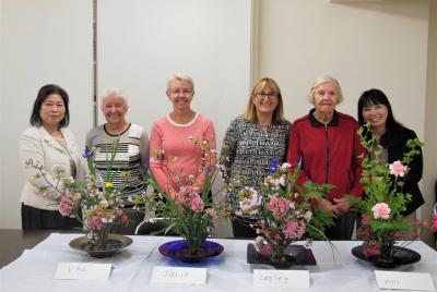 Flower Arrangement Experience (Ikebana) in Hiroshima city! Flower Arrangement Experience (Ikebana) in Hiroshima city!