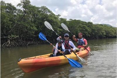  [Iriomote Island Canoe Trekking Jungle Sawa Play] It ’s so much fun! Island University Hatter Course