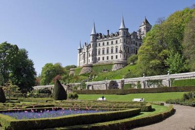 Tour 1 - Dunrobin Fairytale Castle, Millionaire Tour 1 - Dunrobin Fairytale Castle, Millionaire's View, Dornoch village & shops