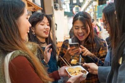 Kuromon Market Food Walking Tour in Osaka Kuromon Market Food Walking Tour in Osaka