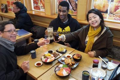 Otaru Walking & Street Food Tour in Hokkaido