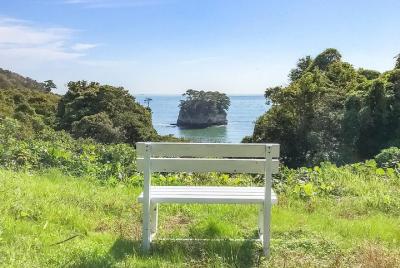 Private Tour - Feel the Sea Breeze in an adventurous island: Urat