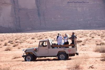 2 Day Jeep Tour with Camel Ride at Wadi Rum (All Meals incl.) 2 Day Jeep Tour with Camel Ride at Wadi Rum (All Meals incl.)