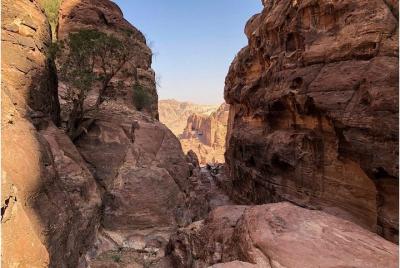 Jordan Horizons Tours : Petra Guided Trails ( Wadi Mudhluim Trail ) Jordan Horizons Tours : Petra Guided Trails ( Wadi Mudhluim Trail )