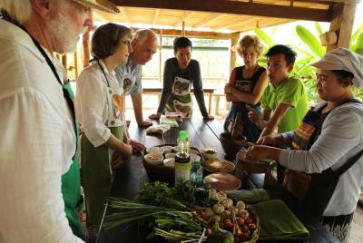  Luang Prabang Bamboo Weaving and Cooking Class