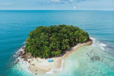 Pandan Pandan Private Island Escape with Packed Lunch Pandan Pandan Private Island Escape with Packed Lunch