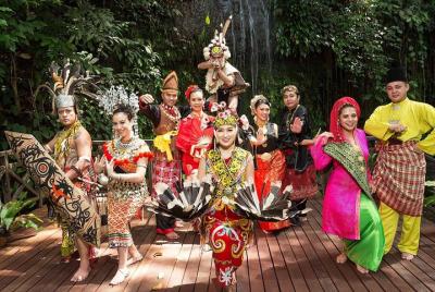 Sarawak Cultural Village + Semenggoh Wildlife Ctre Sarawak Cultural Village + Semenggoh Wildlife Ctre
