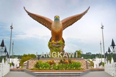 Langkawi City Tour with Crocodile and Bird Park Admission Ticket Langkawi City Tour with Crocodile and Bird Park Admission Ticket