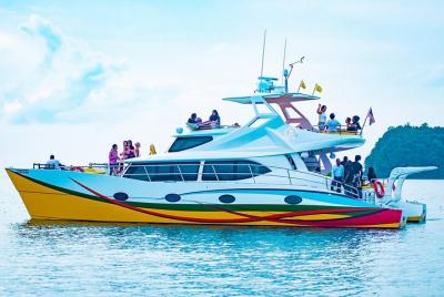 Cruise from Paradise 101 by Sea Falcon/Blue Dolphin