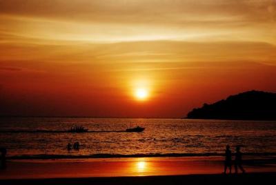 Langkawi Sunset Cruise Including Private Hotel transfers and dinn Langkawi Sunset Cruise Including Private Hotel transfers and dinn