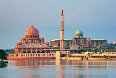 Malacca City To Kuala Lumpur City EN-ROUTE Putrajaya City Tour Malacca City To Kuala Lumpur City EN-ROUTE Putrajaya City Tour