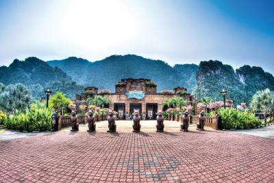 Full Day Lost World of Tambun Tour from Penang Full Day Lost World of Tambun Tour from Penang