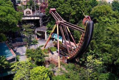 Sunway Lagoon: Admission Ticket & 2-Way Transfer Sunway Lagoon: Admission Ticket & 2-Way Transfer