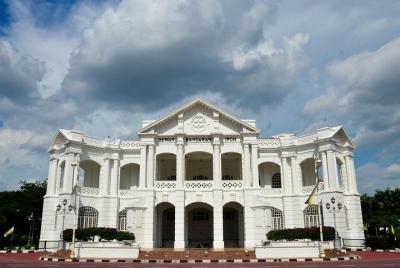 Penang City To Kuala Lumpur Airport EN-ROUTE Ipoh Heritage Tour Penang City To Kuala Lumpur Airport EN-ROUTE Ipoh Heritage Tour