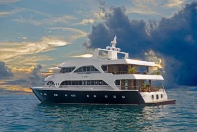 2-Day Private Iruvai Cruise Tour in The Maldives with Meals 2-Day Private Iruvai Cruise Tour in The Maldives with Meals