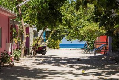 Multi-Day Maldives Island Hopping Tour Multi-Day Maldives Island Hopping Tour