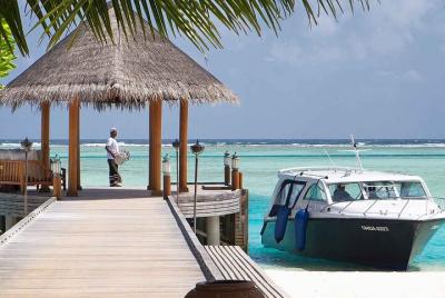 Maldives Resorts: Airport Transfer By Speedboat Maldives Resorts: Airport Transfer By Speedboat