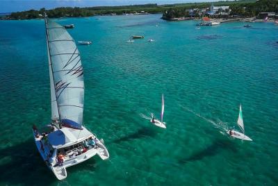 Full-Day Catamaran Cruise to Île aux Cerfs with BBQ Lunch Full-Day Catamaran Cruise to Île aux Cerfs with BBQ Lunch